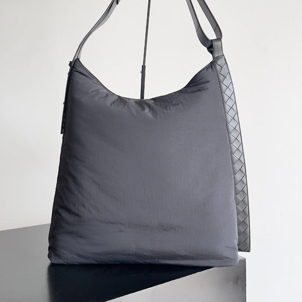 

New Luxury Designer Genuine Leather Handbags Famous Brand Shoulder Messenger Bags Women's Commuter Handbag 2025 Trend