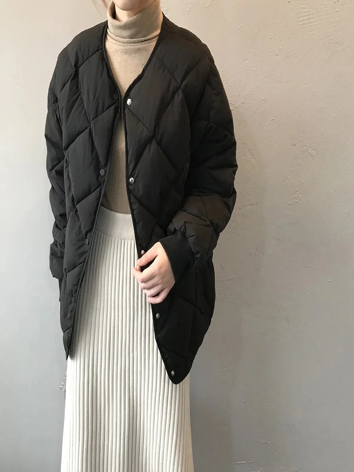 Women's Autumn Winter Cotton Jacket round Neck Bread Coat Thickened Long Sleeve Pure Color Commute Style Korean Version