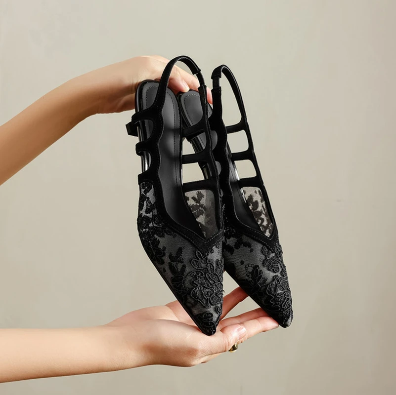 sandales-d'ete-en-tissu-de-coton-pour-femmes-chaussures-a-bout-pointu-a-lanieres-en-dentelle-delicate-a-talons-hauts-sandales-modernes-nouvelle-collection