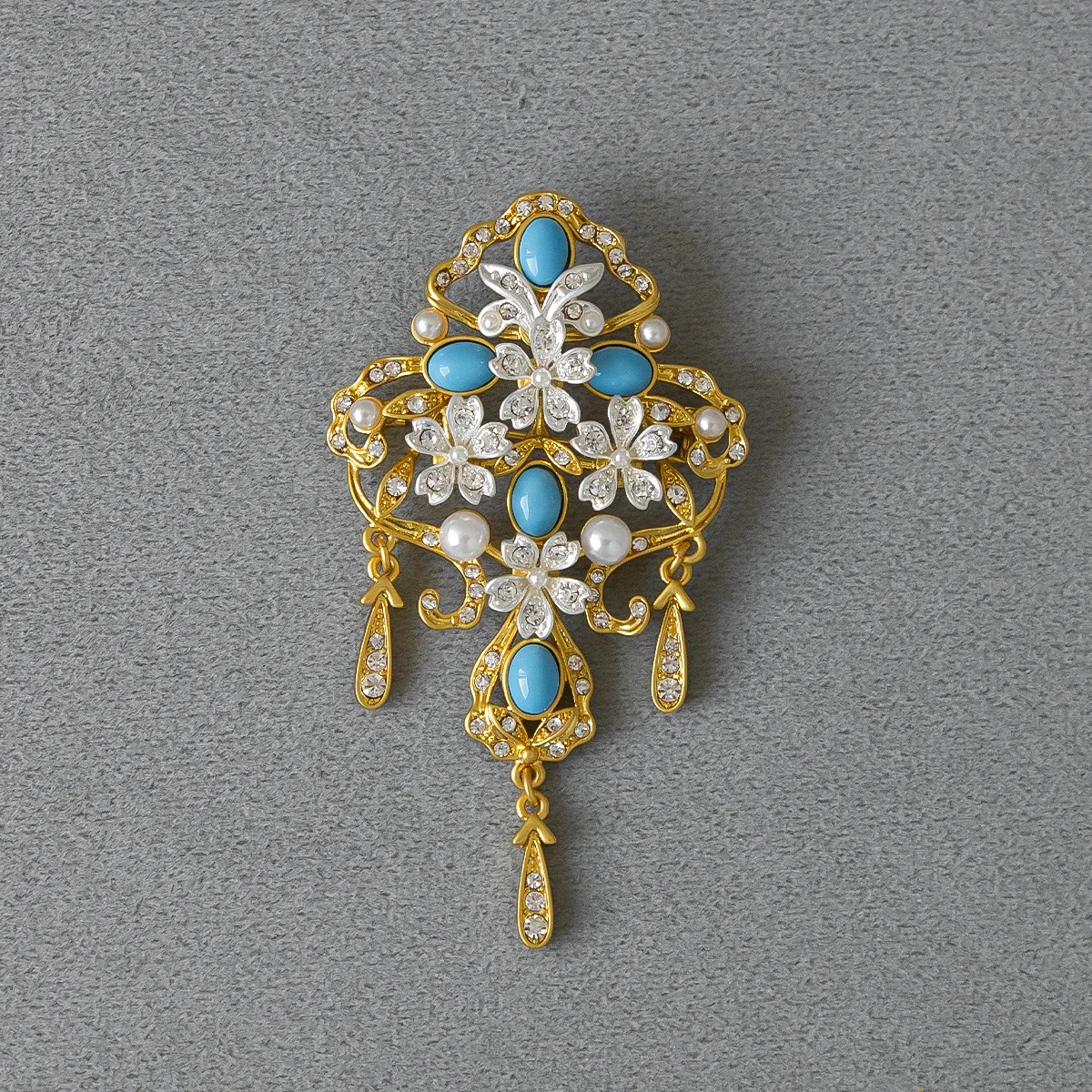 Vintage tassel brooch luxury retro court luxury pearl zircon pin brooch for women advanced suit accessory