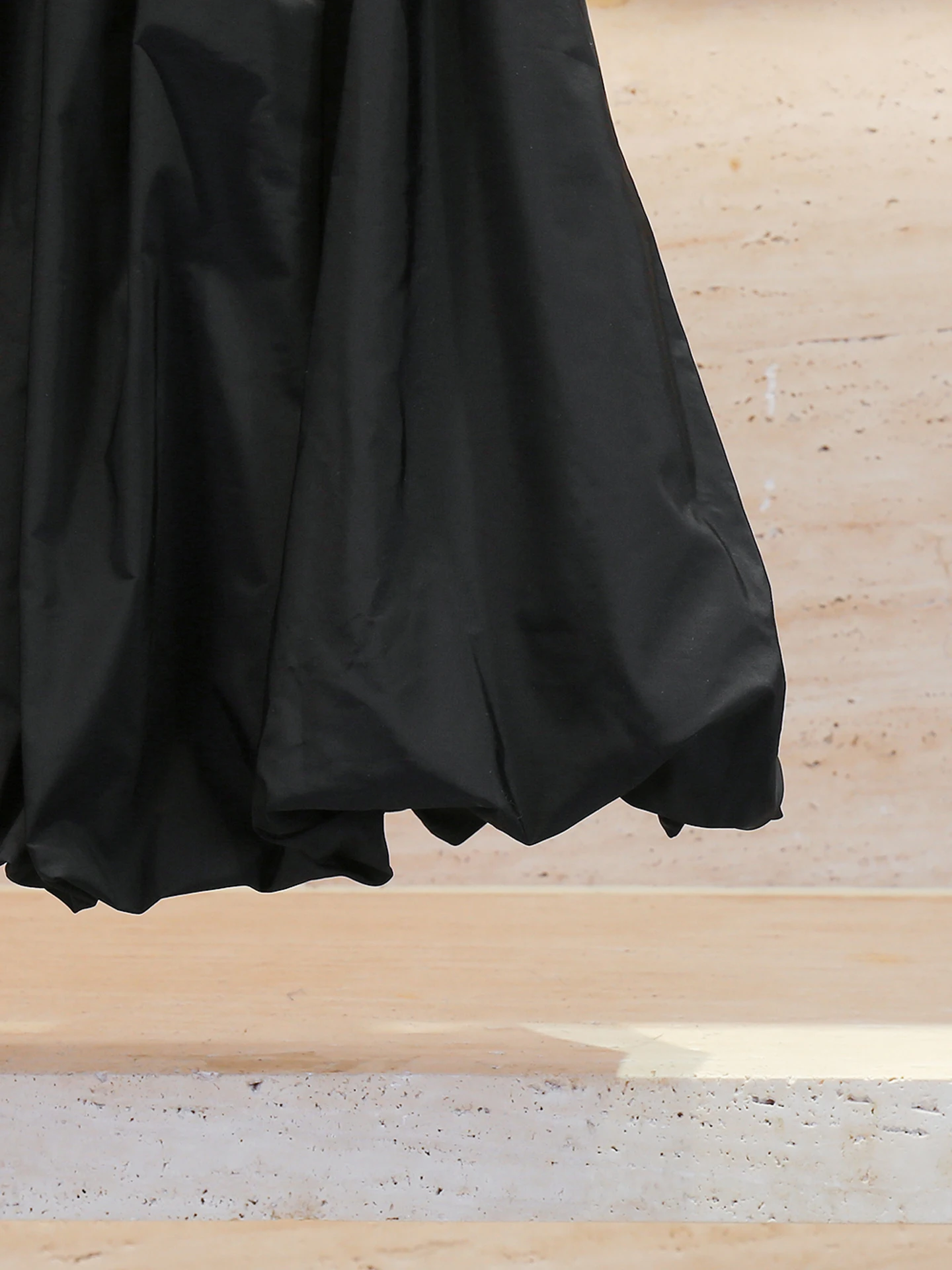 

M Home Nan You High End Women's Summer 2025 Hepburn Sle Knitted Vest Dr Waist Cinched Flower Bud High Waist Simple Commute