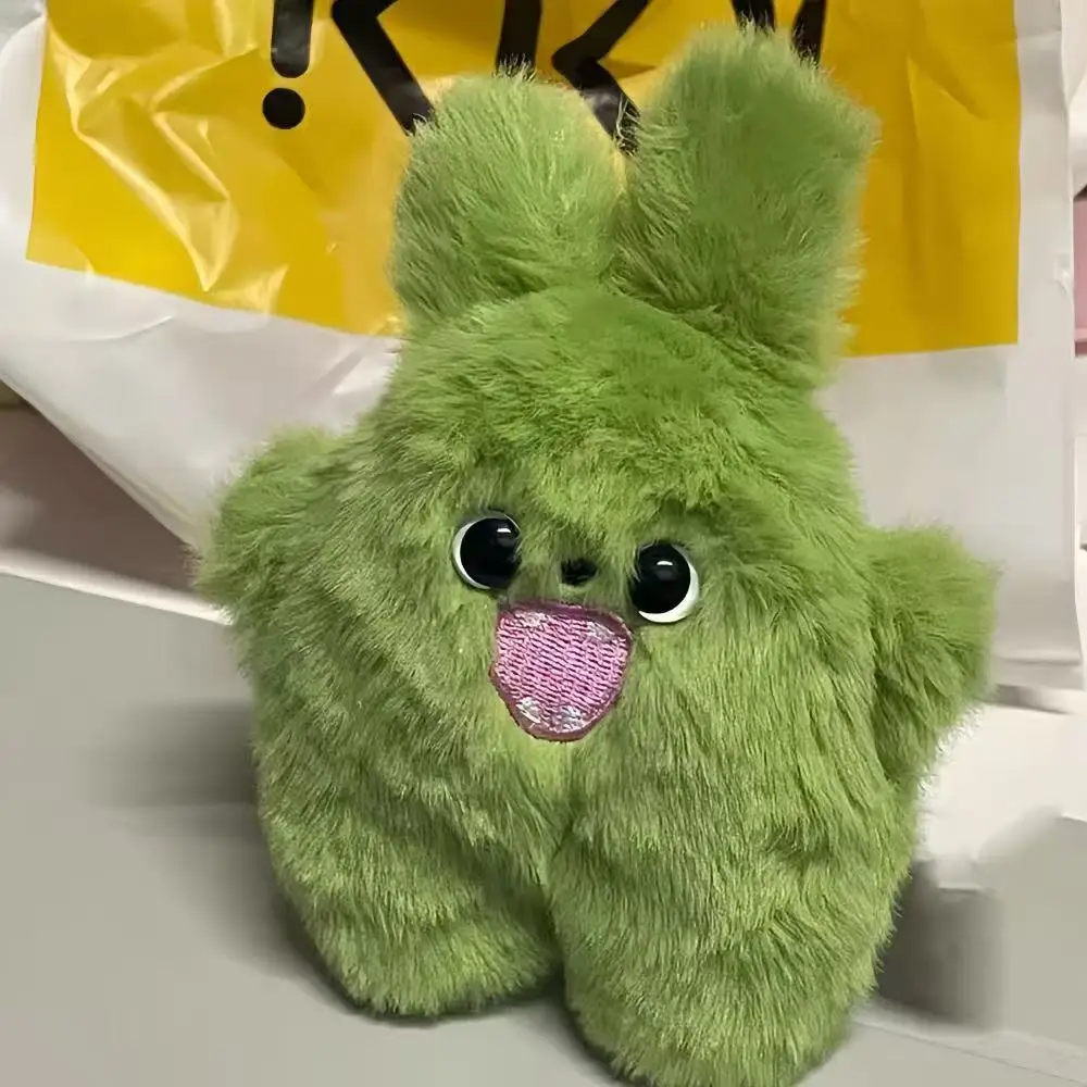 かわいい小さな雪の怪物ぬいぐるみペンダントガールハートキーホルダーモンスター人形装飾品カップル通学バッグ人形ギフト