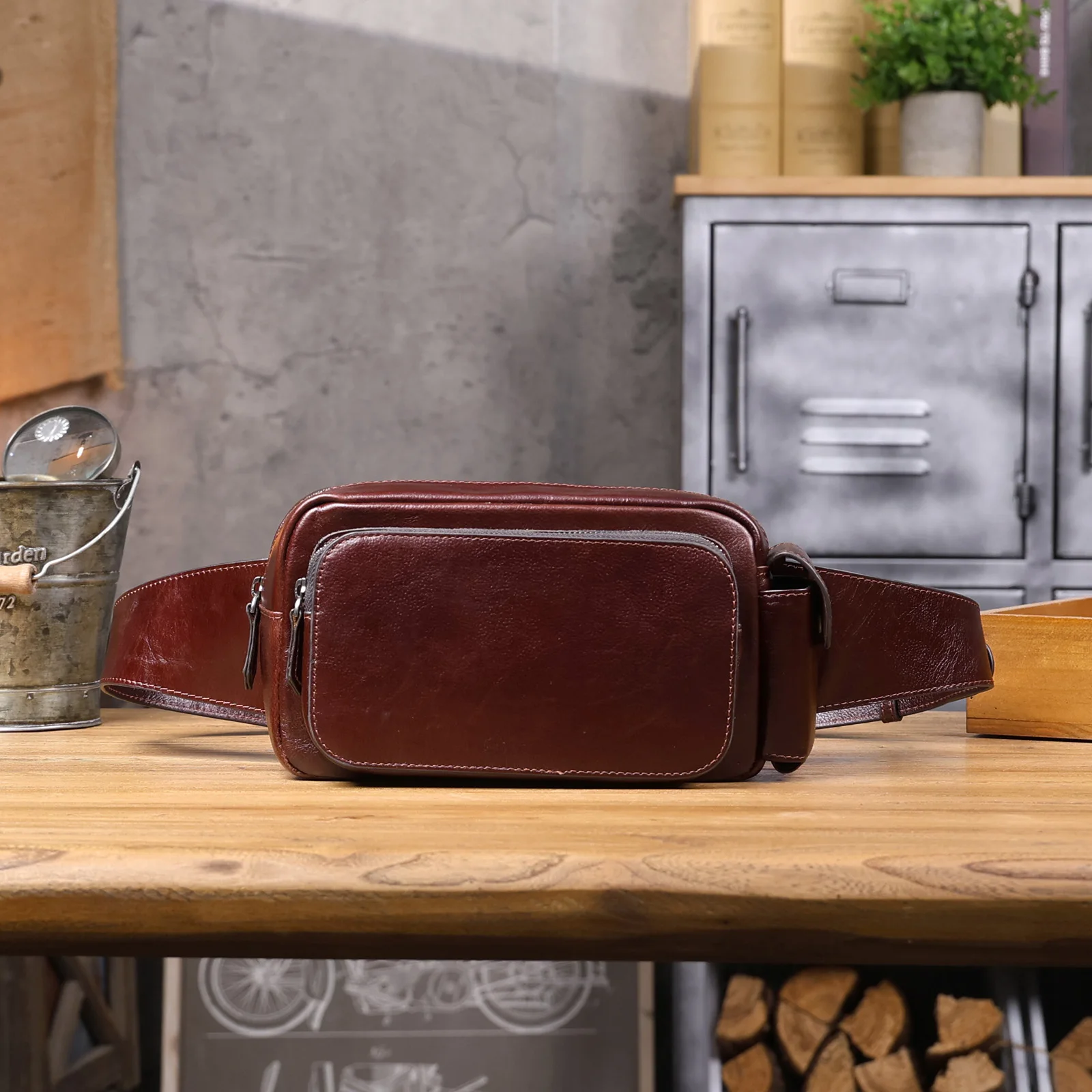 Vintage-Umhängetasche aus hochwertigem, pflanzlich gegerbtem Echtleder für Herren, modische Schultertasche, Motorrad-Umhängetasche – Detail 18