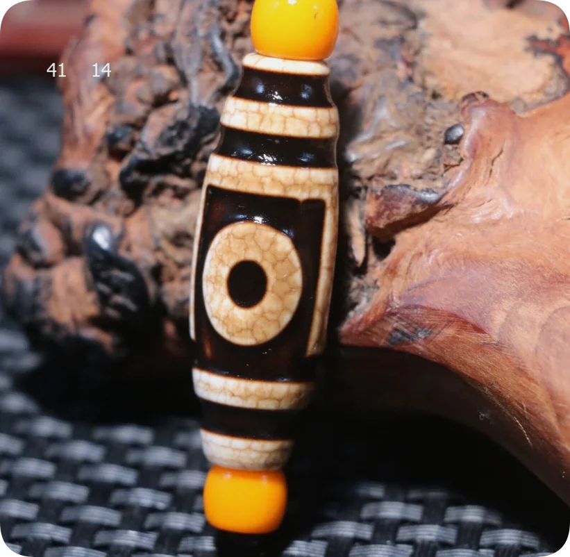 Ultra Energy Tibetan Old Agate Etched One Eyed Peak Top dZi Bead Pendant