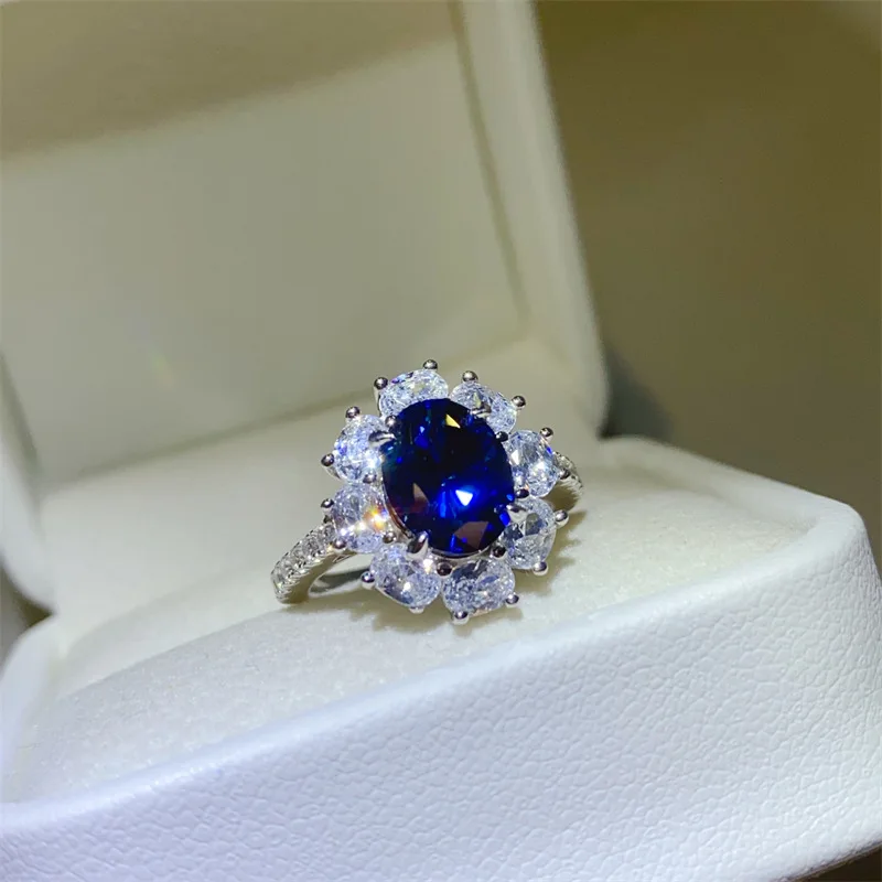 Exquisite Setting Blue Diamond Sunflower Ring For Women 2ct Moissanite PT950 Platinum | Transparent blue diamond, firm inlay