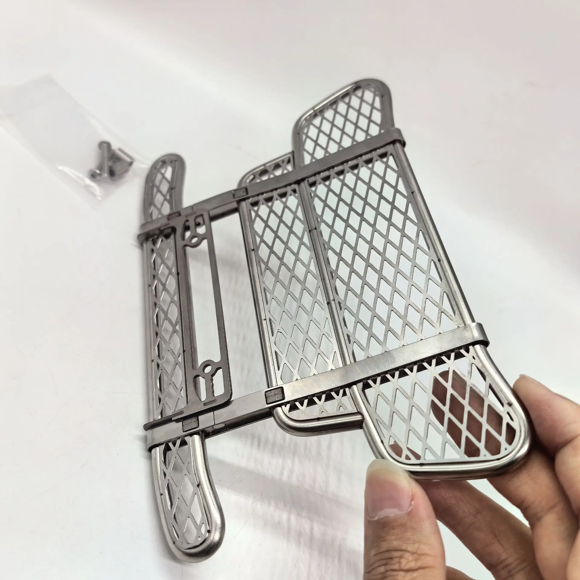 

Модель Scaleclub для Tamiya 1/14, для Scania 770S, обновленный металлический бампер, стойка для зверя, стойка для крупного рогатого скота