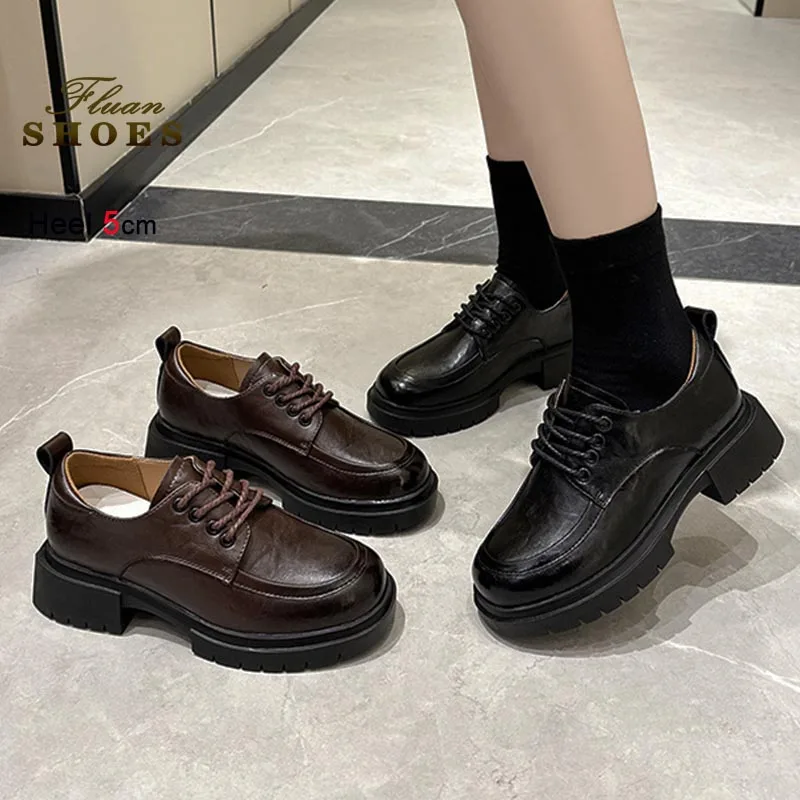 

Новинка 2025 года, кожаная обувь на толстой платформе в британском стиле, женские лоферы из натуральной кожи на шнуровке в стиле ретро, модная повседневная обувь на грубом каблуке