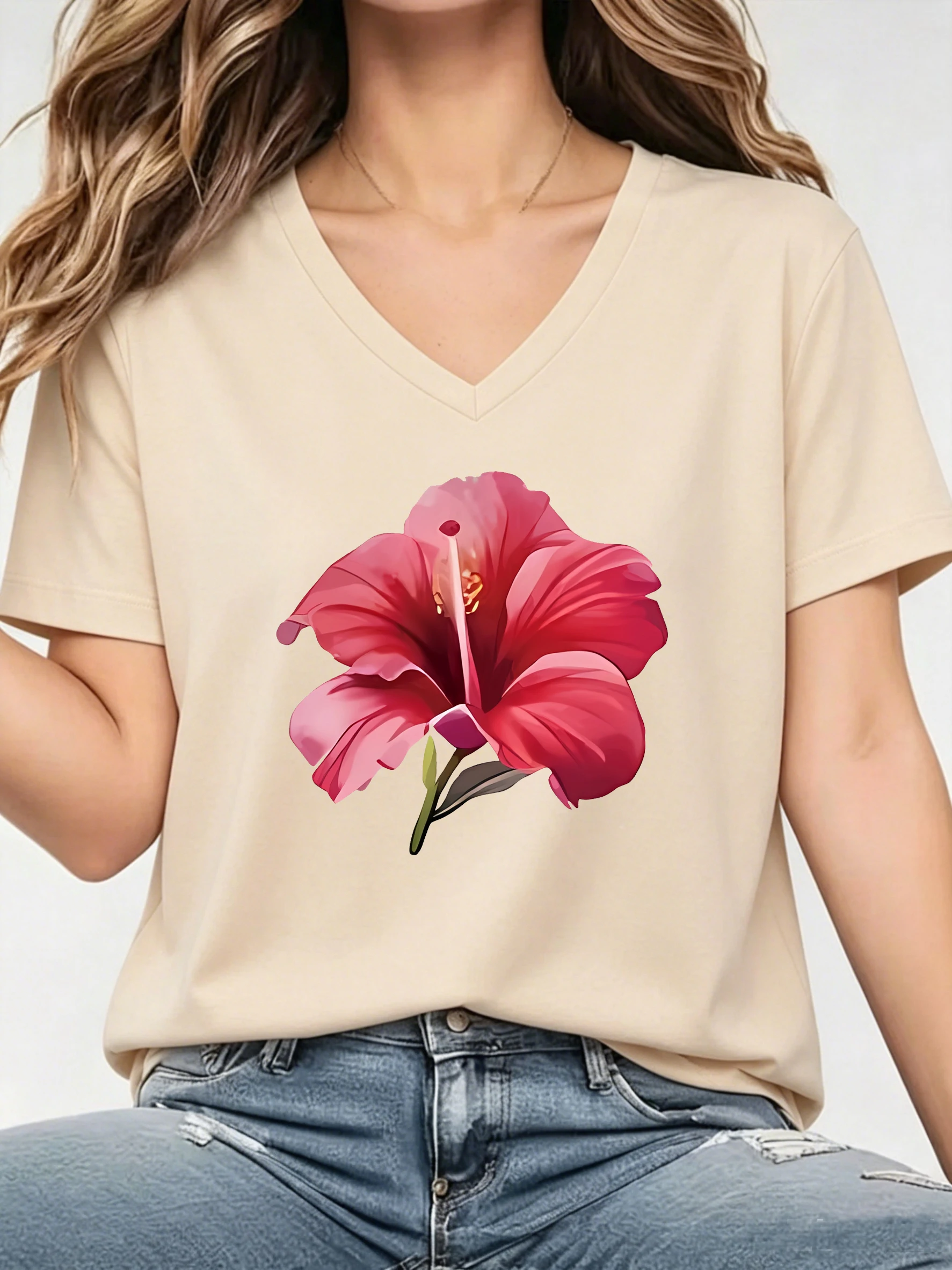 Trendy Fashion Floral V-neck Loose Graphic  T-Shirt Short Sleeve V Neck Casual Top for Summer Spring Women'S Clothing