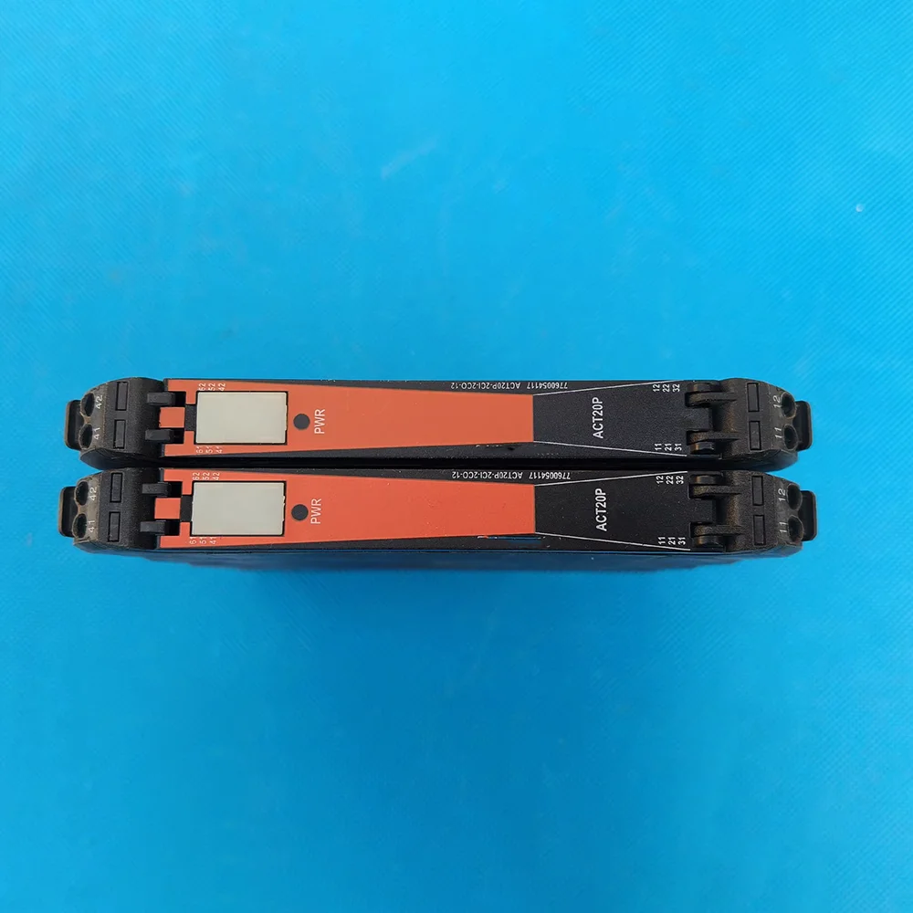 1 PCS 7760054117 Signal Isolator ACT20P-2CI-2CO-12-S