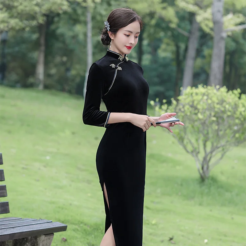 

4 Colors Women New Long Cheongsam Elegant Vintage Velvet Dress Plus Size Thick Qipao M To 5XL High-Fashion Wedding Costume