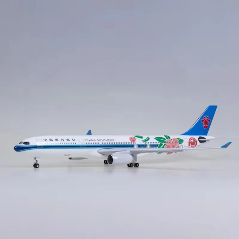 

1:135 Scale 47 Cm A330 Air China Southern Airlines Model With Lights And Bottom Wheel Die-cast Resin Plastic Plane Model Gift