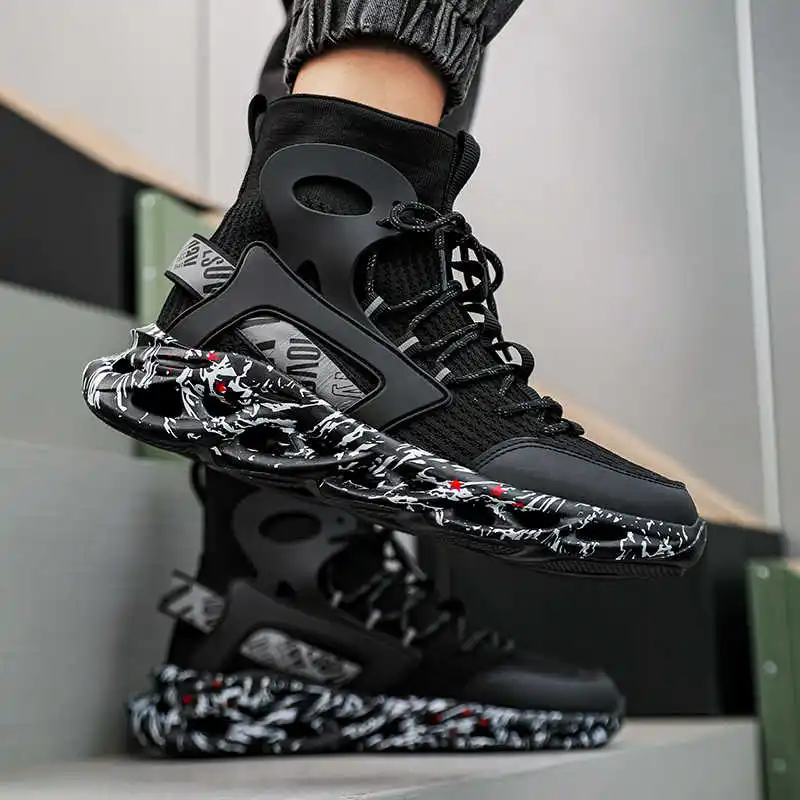 

Мужская обувь на шнуровке на высокой подошве. Походные ботинки. Мужская спортивная обувь. Размер 48. Кроссовки Boty Baskettes. Распродажа Luxo Luxe Shose.