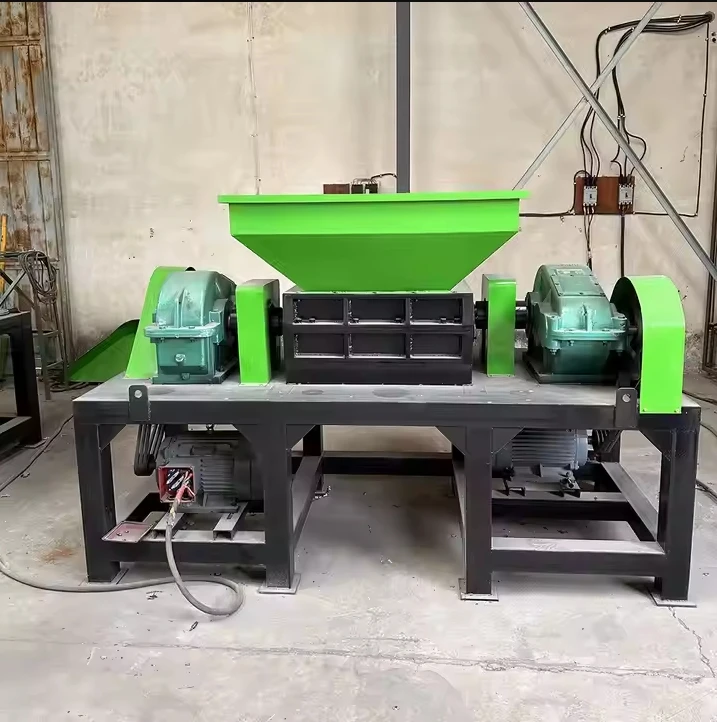 VANEST كسارة إعادة تدوير المطاط الإطارات الثقيلة الصناعية آلة تقطيع الإطارات الشعاعية كاملة لإطارات الشاحنة