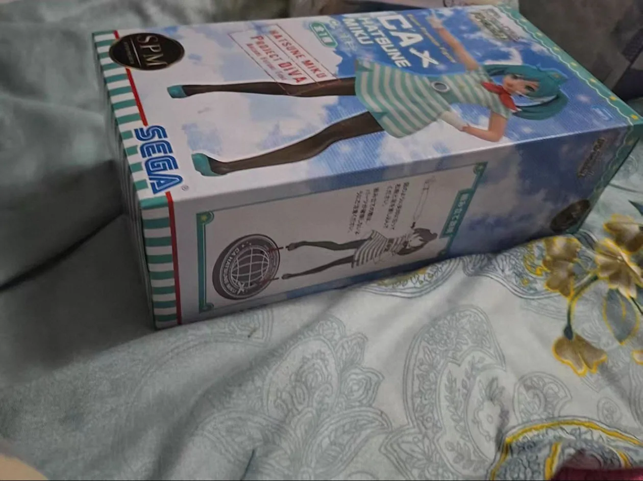 en-stock-figurine-d'action-hatsune-miku-originale-sega-modele-de-poupee-hatsune-miku-jouets-neufs-en-boite-modele-de-collection-de-garage