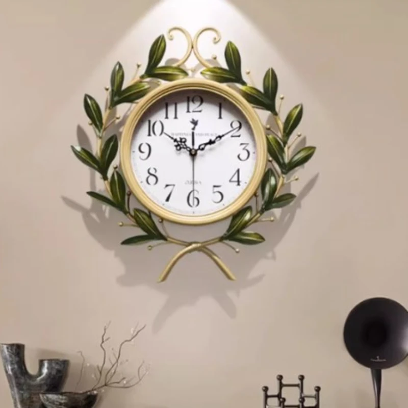 Stylish Modern Wall Clock Golden Color Edge Digital Living Room Luxury Wall Clock Kitchen Design Orologio Da Parete Home Decor