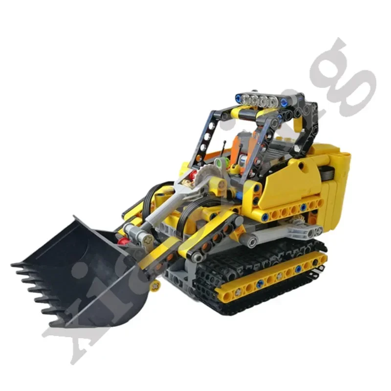 New MOC-17592 Small Crawler Forklift Electric Remote Control Adult Splicing Block Toy Children Puzzle Birthday Christmas Gift.