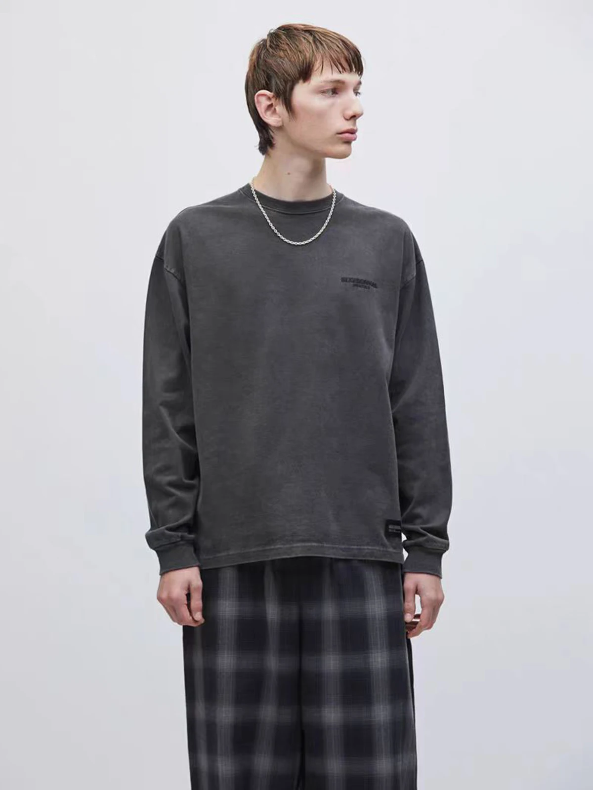 تي شيرت NBHD Batik القديم المغسول بأكمام طويلة، تي شيرت سفلي برقبة دائرية