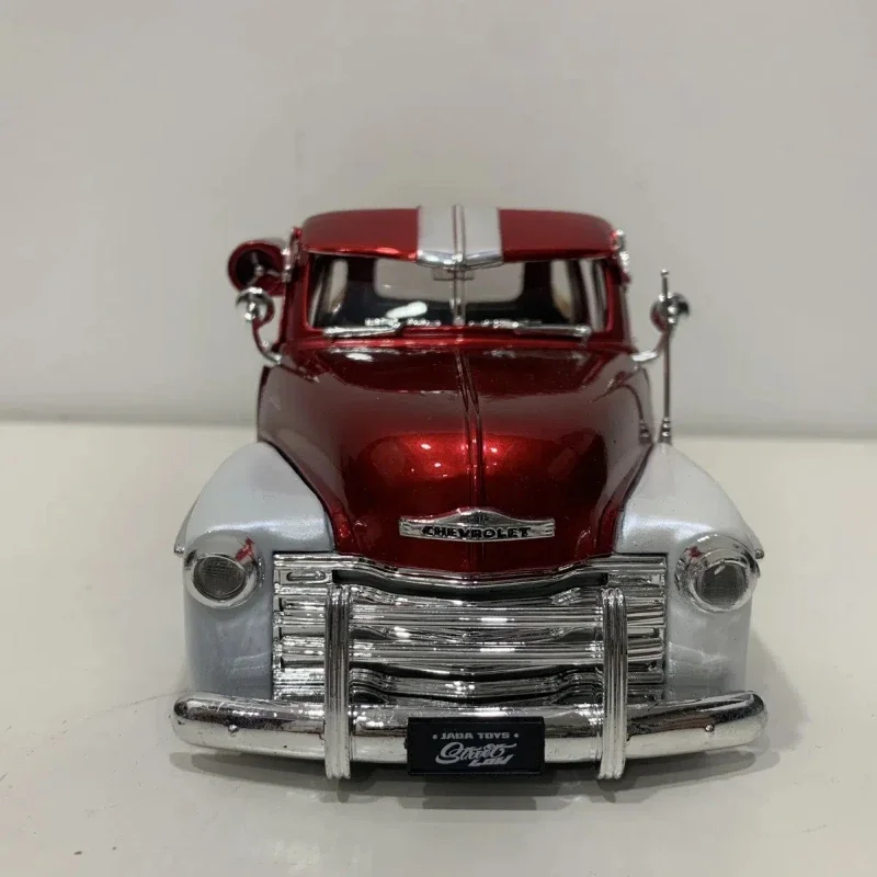 Jada 1:24 1951 Chevrolet Pickup High Simulation Diecast Car Metal
