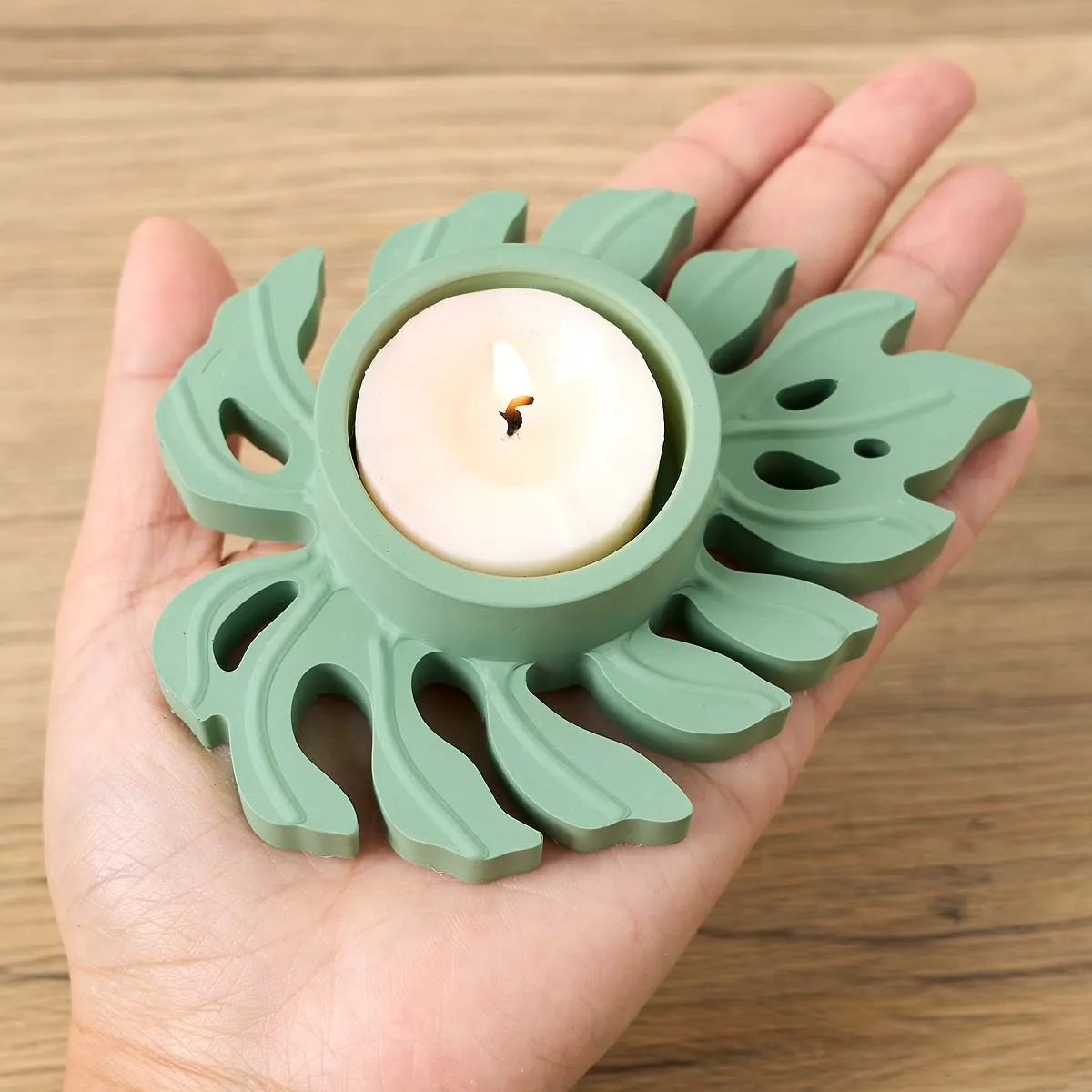 Leaves Candlestick Silicone Mold DIY Handmade Leaf Tealight Candle Holder Plaster Concrete Resin Craft Casting Molds Home Decor view 4