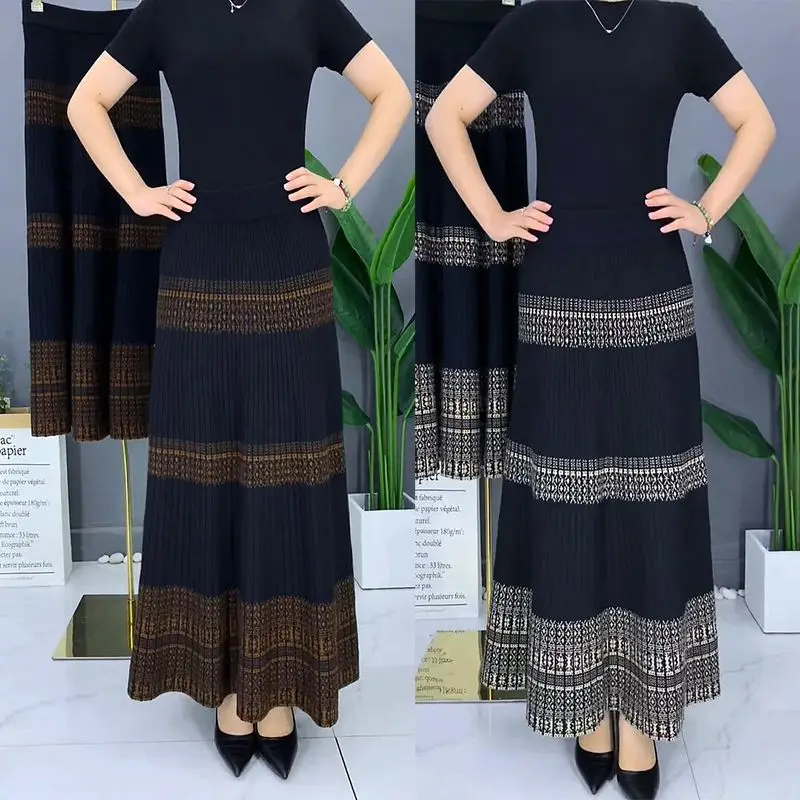 Autumn and Winter Thickened Knitted Skirt for Women High-waisted Elastic Striped Stitching Ethnic Style Mom Dancing Skirt