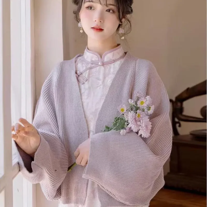 Damen Hanfu-Jacke im Retro-Stil: Kurze Strickjacke mit V-Ausschnitt und langen Ärmeln im chinesischen Stil