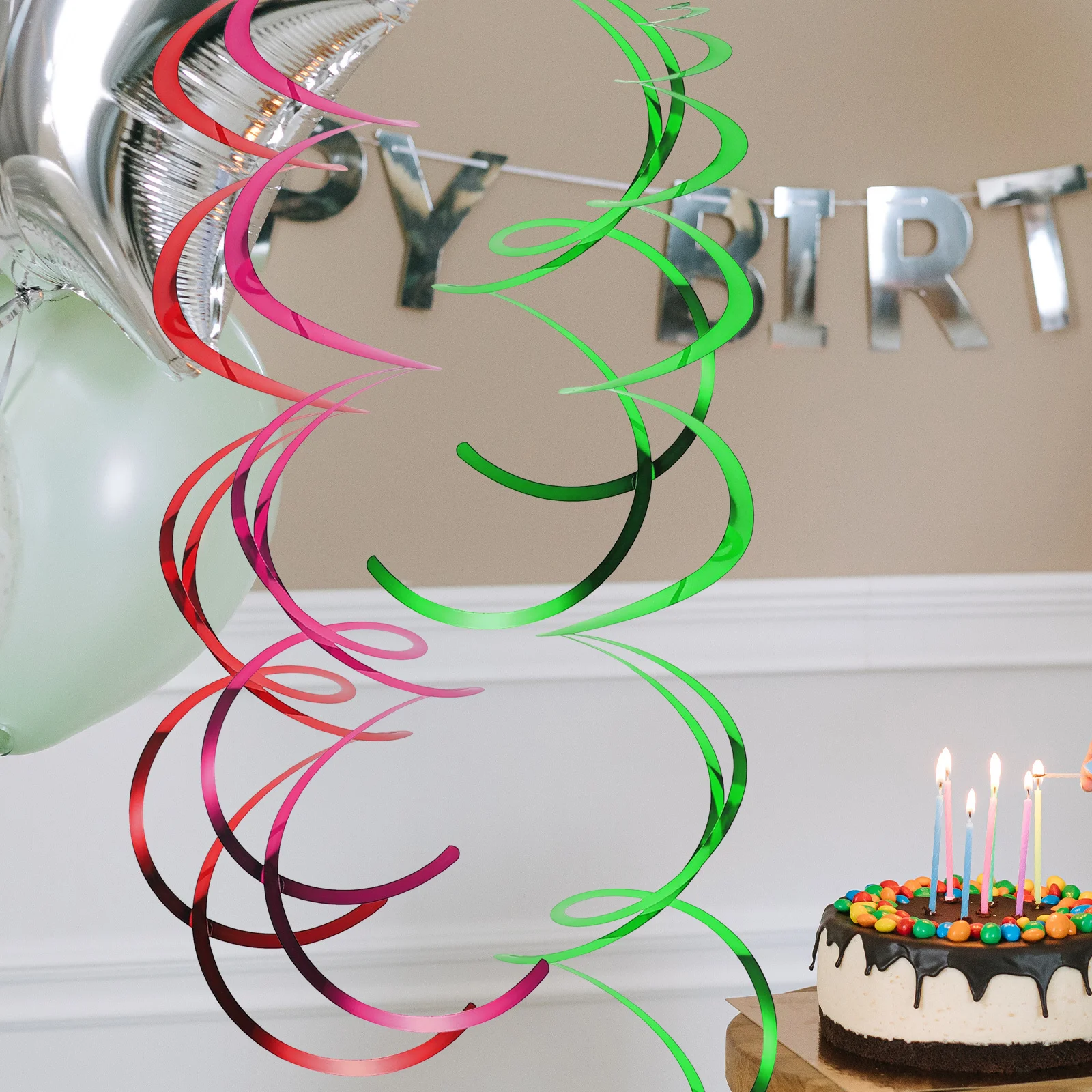 

30Pcs Spiral Hanging Decorations Colorful PVC Party Ceiling Swirls Festival Carnival Party Supplies Home Wall Window Decor