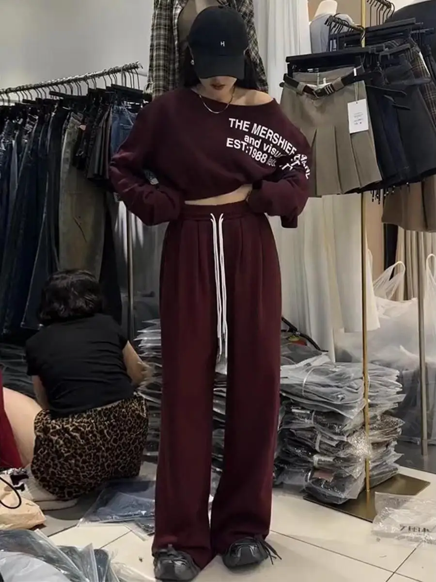 

Women's Sportswear Set Korean Fashion Shoulder Bared Short Sweatshirt Wide Leg Sweatpants Casual Two Piece Trendy Outfit