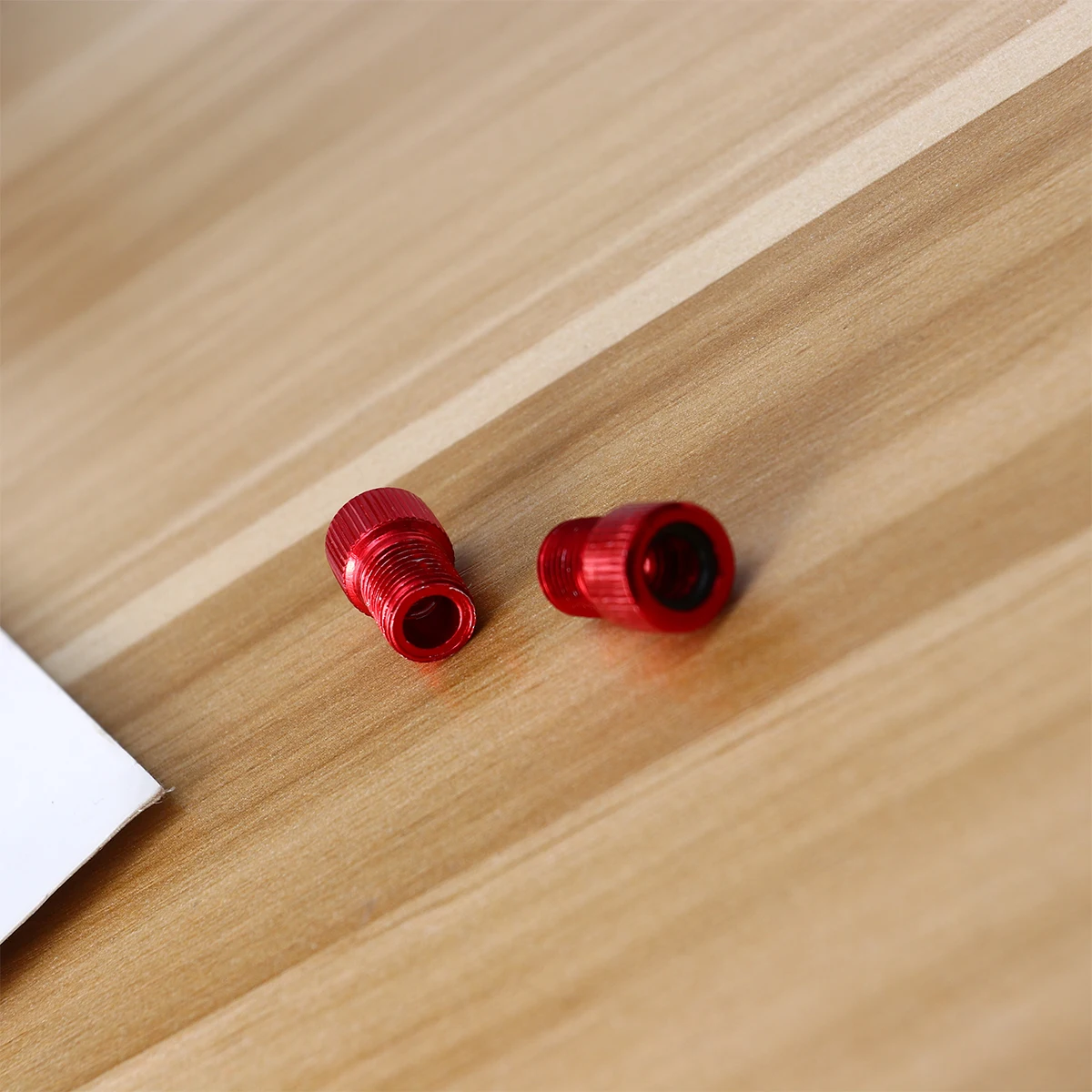 

2Pcs to Valve Adapter Converter for Bike Car Tire Inflation Portable Lightweight Aluminum Alloy Air Nozzle Tool