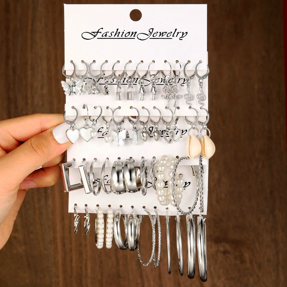 Fashion Pearl Decor Twist Design Earrings Set For Women Vintage Geometric Snake Heart Butterfly Drop Earrings Daily Wear Jewelry