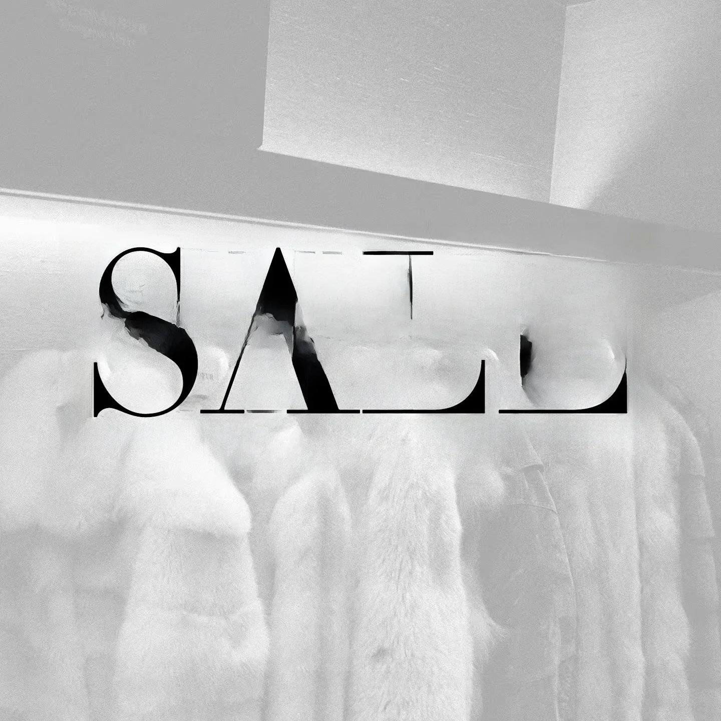 

Коллекция шуб из натуральной кожи CCFURS: прямо с фабрики, длинный рукав, круглый вырез, застежка-молния, приталенный крой.