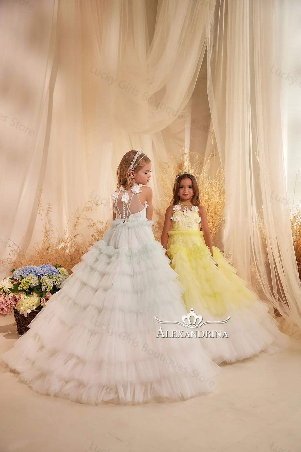 Extra Puffy Flower Girl Dresses for Wedding Beads Sleeveless Children Birthday Gowns Tiered Ruffles Kids First Communion Dresses