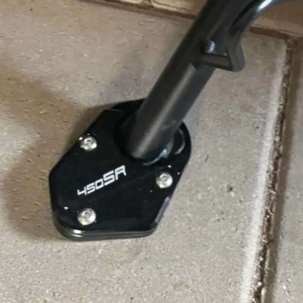 

2025 Motorcycle Accessories Foot Side Stand Pad Kickstand Enlarger Support Extension Plate For CFMOTO 450SR 450SS 450NK 450CLC