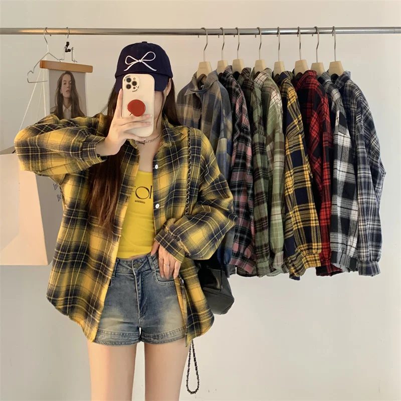 Button Down Plaid Shirt for Women Teen-girl Long Sleeve Collared Oversized Tartan Shirt Jacket Casual Preppy Style Outfit