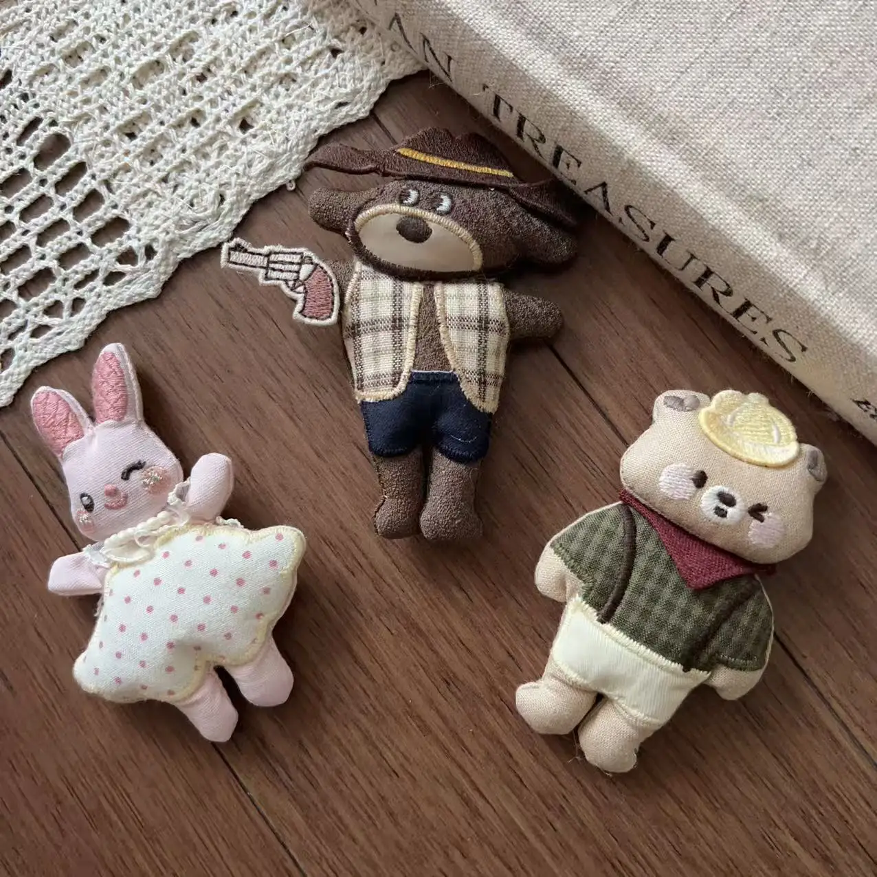 Multifunctional Soft Fabric Cartoon Cute Dog Rabbit Hair Clip Brooch Pin for Shoes Socks Hat Bag Kids Clothing Embellishment