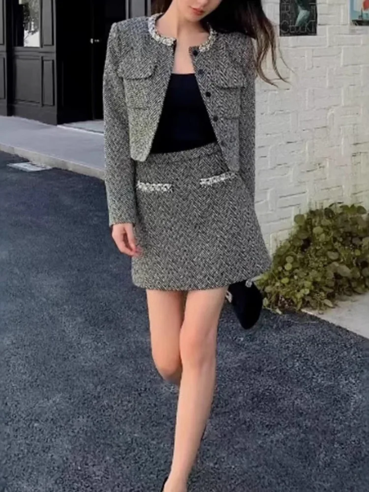 UCXQ Elegant Temperament Sets Office Lady Diamond Studded O Neck Woolen Coat Short Skirt Two-piece Set Women 2024 Spring Autumn