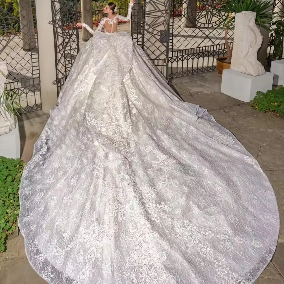 2026 Long Sleeve Lace Wedding Dress Sweetheart Neck Princess Bridal Gown Appliques Custom Ball Gown Vestido de Noiva