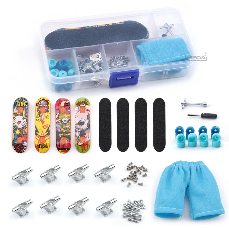 DIY4/5 Mini FingerSkateboardKit Giochi da tavolo ProfessionalSkateboardCreative Cartoon Novità Bambini Dito Sport Giocattoli educativi