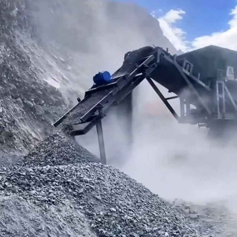 China Factory Price Industrial Silica Sand Vibrating Screen High-Efficiency Coal Gold Gravel Separator/Screening Machine