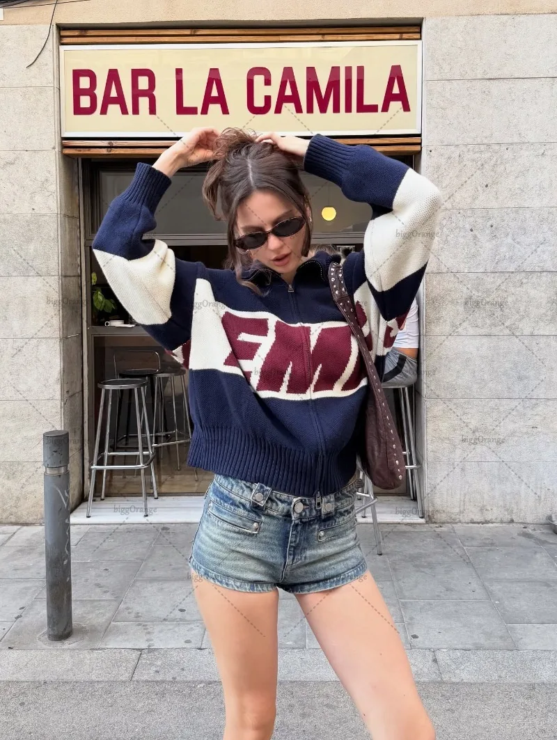 Harajuku retro empalmado ​ ​ Suéter de punto con cremallera para hombre y mujer, suéter informal a la moda, ropa bordada con letras americanas Y2k