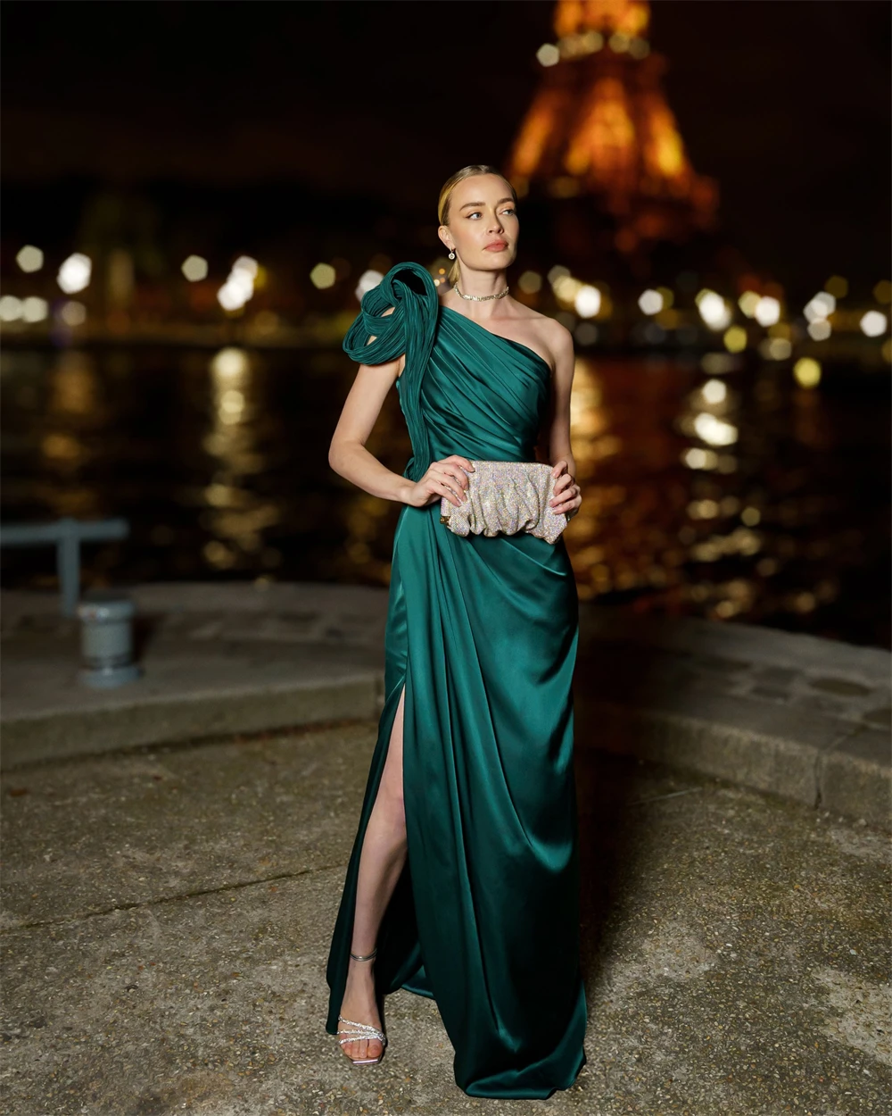 

Customized Sparkly Satin Evening Dress Fashion One Shoulder Sleeveless Homecoming Dresses Exquisite Special Occasion Gowns