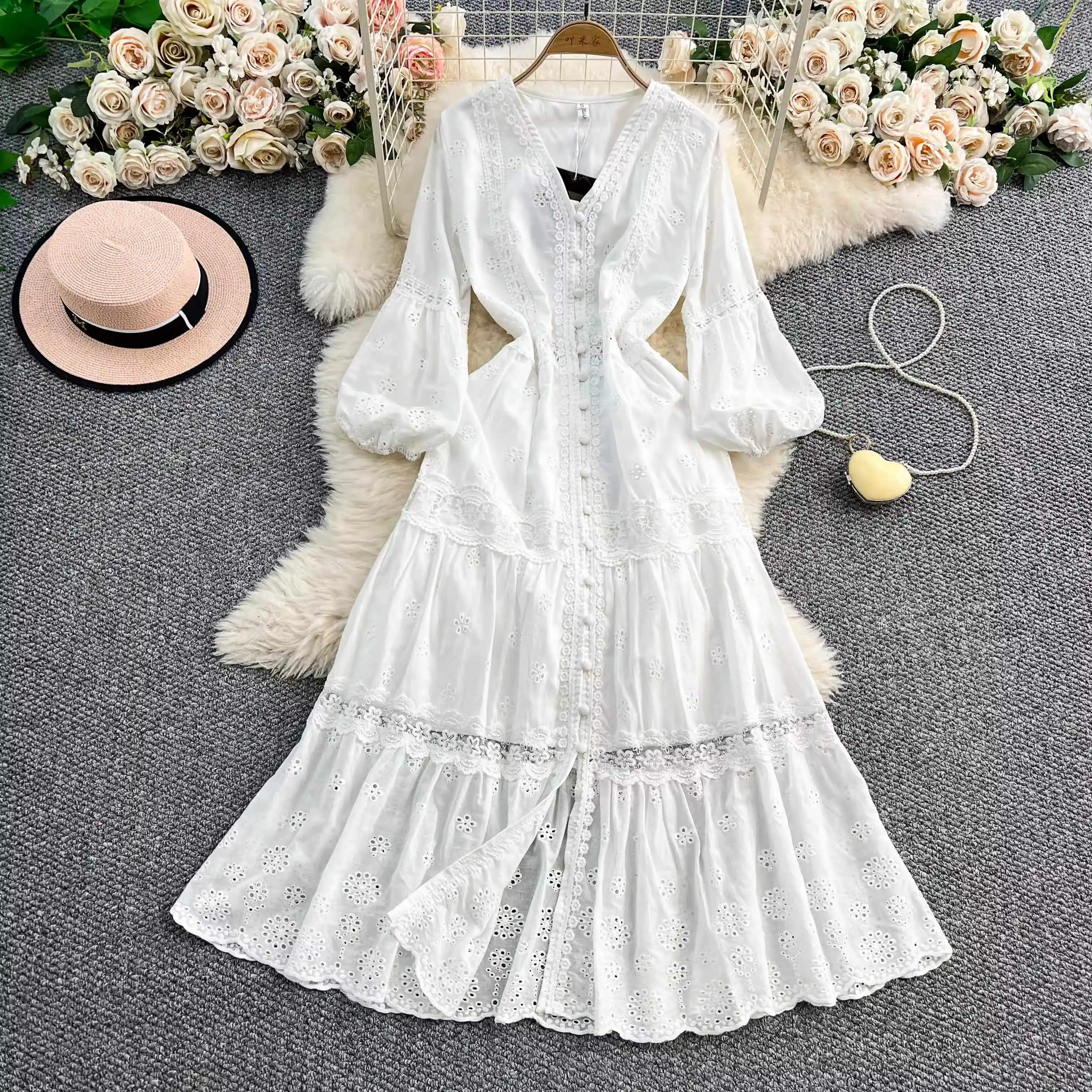 

Белое кружевное платье с v-образным вырезом и вышивкой, женское уличное платье с рукавами-фонариками, шикарная одежда, женские элегантные винтажные платья
