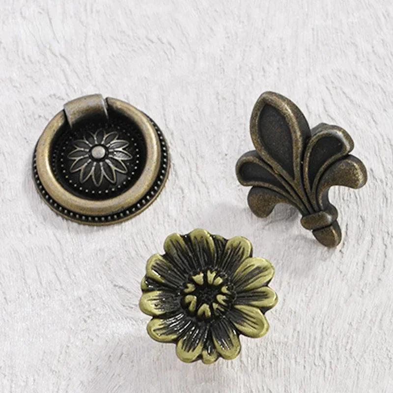10pcs Vintage Alloy Handles Round Single Hole Handle Drawer Cabinet Door Spray White Furniture Knobs kitchen cabinet handles