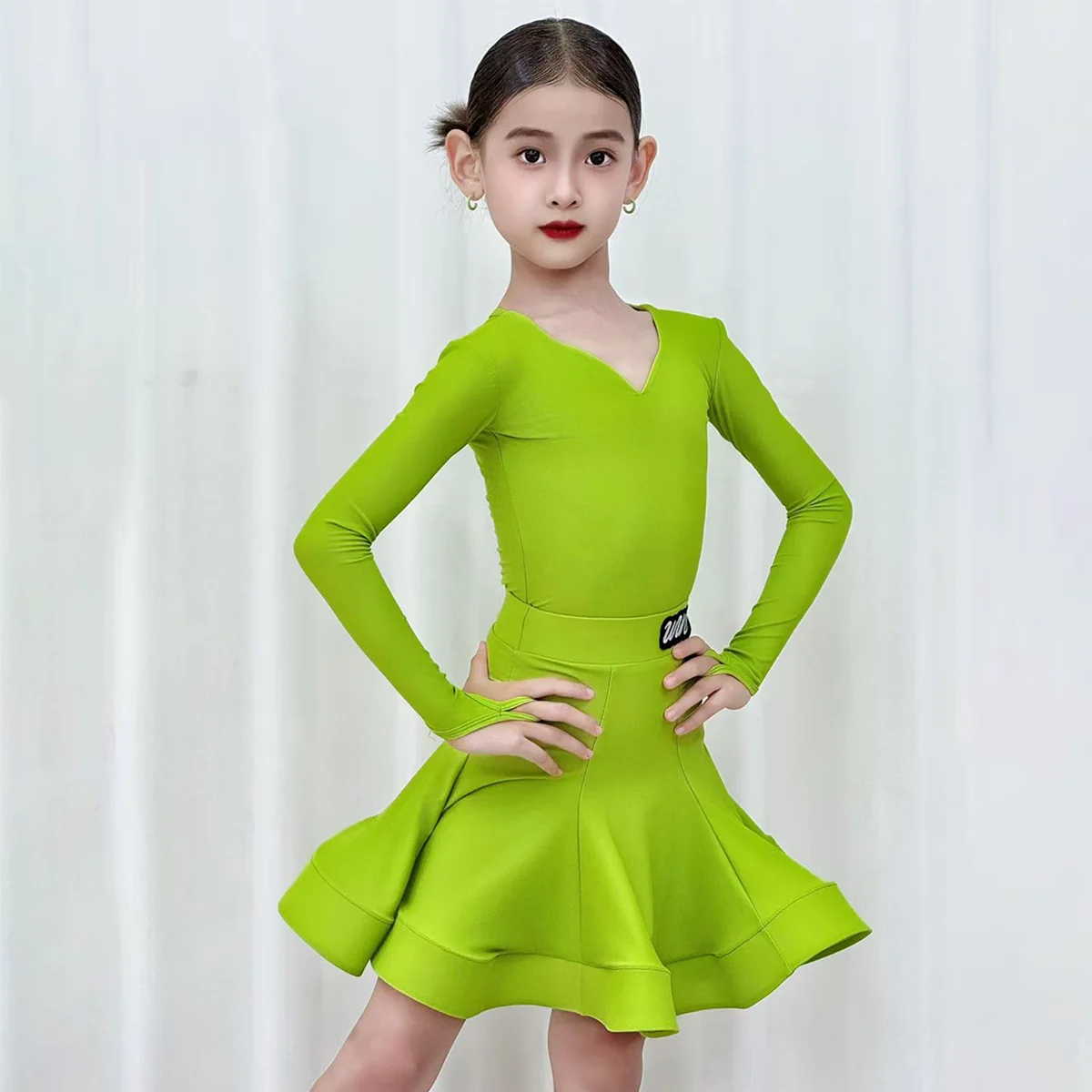 

2025 год, платье для соревнований по латинским танцам для девочек, танцевальная одежда с длинными рукавами, детская одежда для танцев ча-ча-румба, тренировочная одежда
