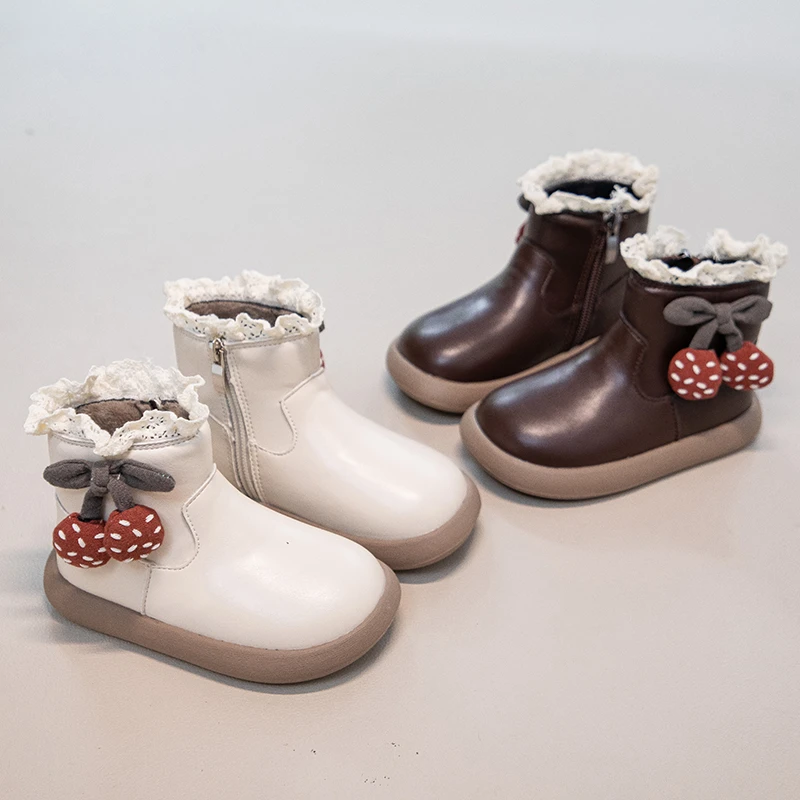 

Toddler Girls Ankle Boots with Cherry Pendant 2025 New Winter Kids Fleece Boots Anti-slippery Classic Kawaii Style School Boots