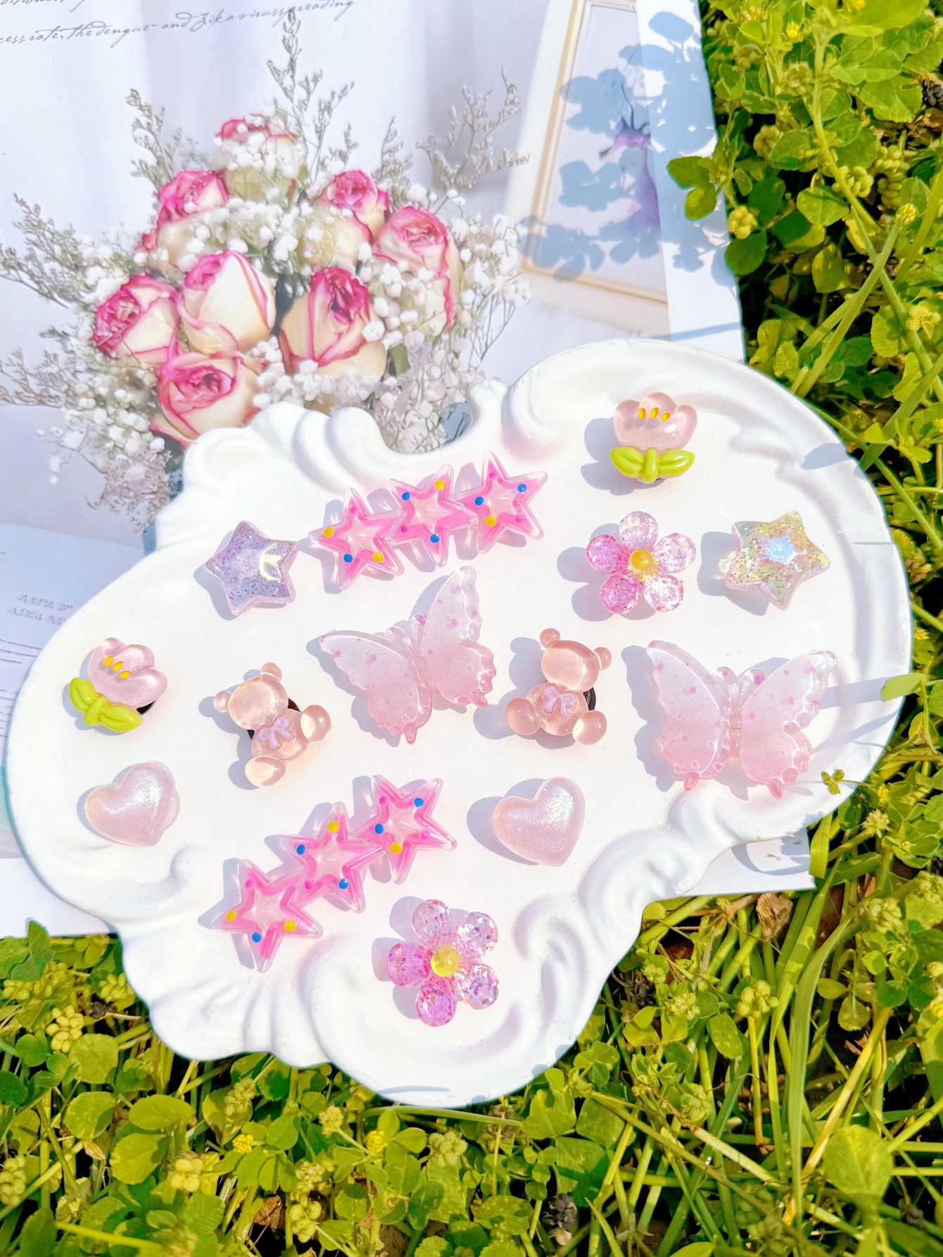14 Pieces of Pink Butterfly Shoes Decorative DIY Casual Accessories - Fun and Multi-functional Personalized Shoe Hiding Methods