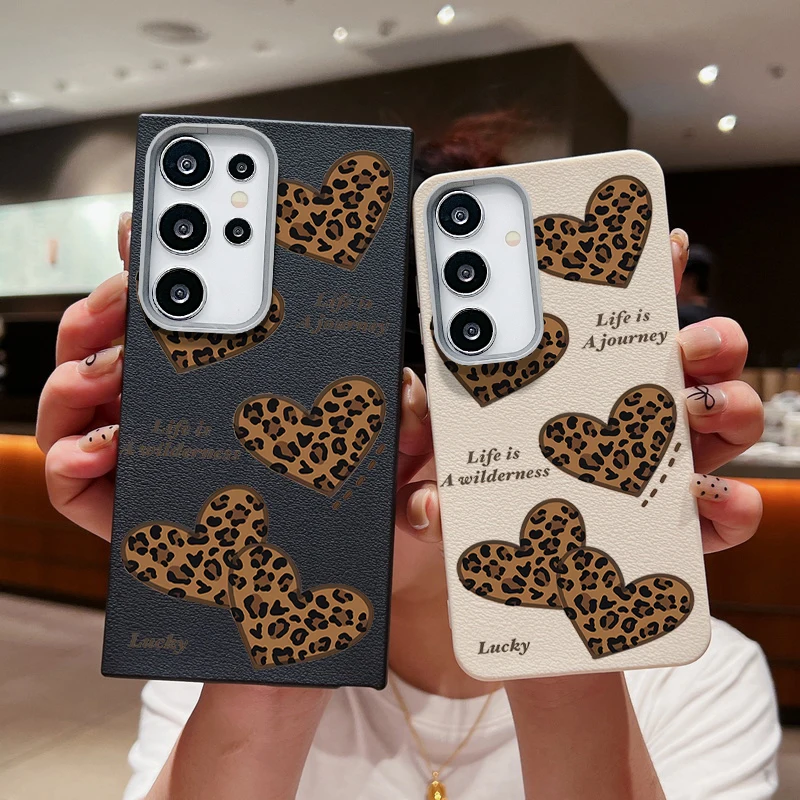ليوبارد طباعة قلوب نمط قضية الهاتف لسامسونج غالاكسي A56 A16 A36 A26 A55 A15 A14 A34 A35 A53 A54 الجلود الملمس غطاء من البولي يوريثان #2