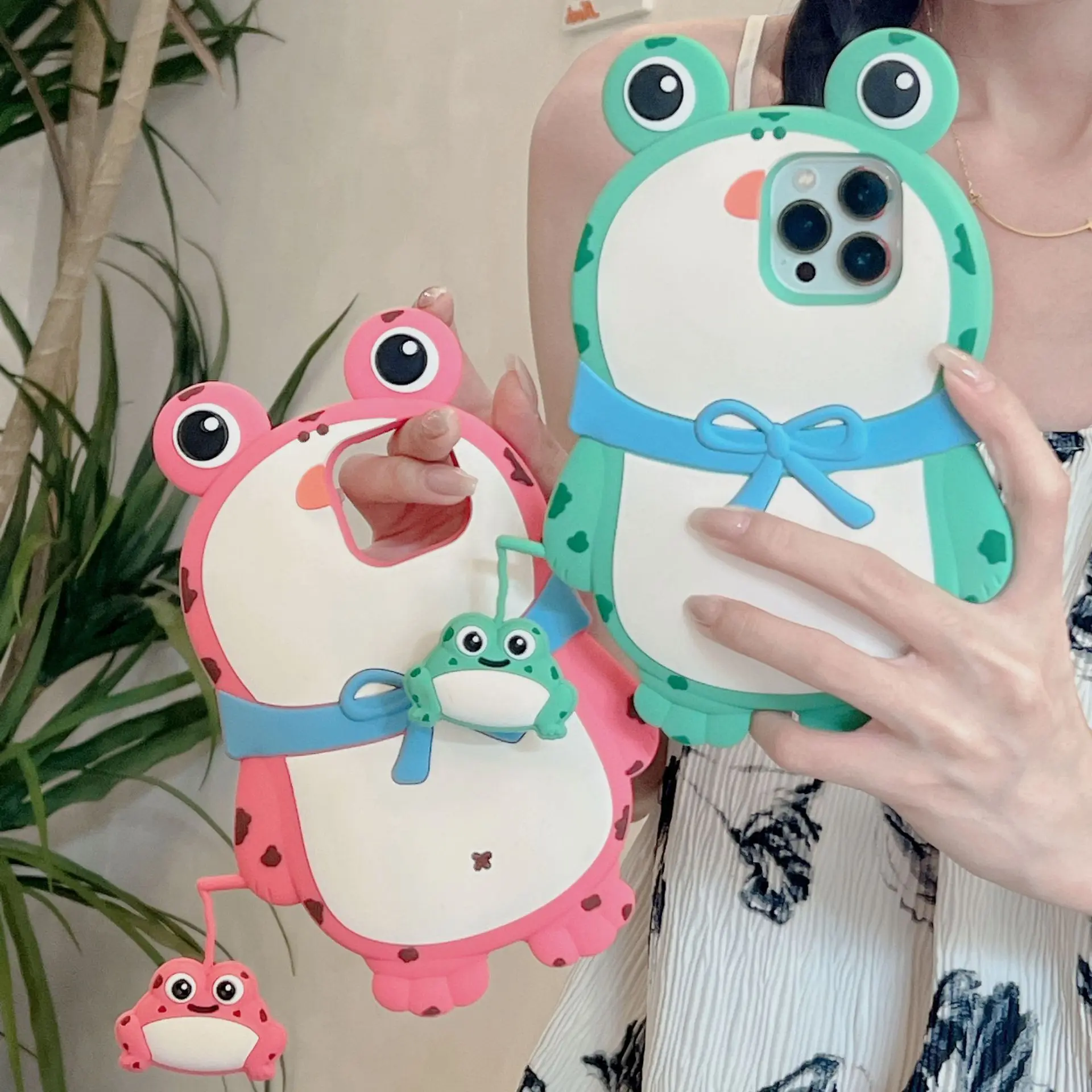 Cartoon Frog Phone Case For iPhone 15 13 12 11 Pro Max For Apple iphone 14pro Protect Cute Cover Lovely Phone Pendant Frog Style