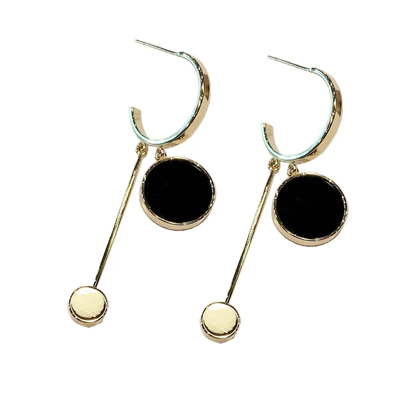 

Black Unique Earrings Simple Geometric Round Elegant Versatile S925 Silver Needle Anti-Allergy Earrings