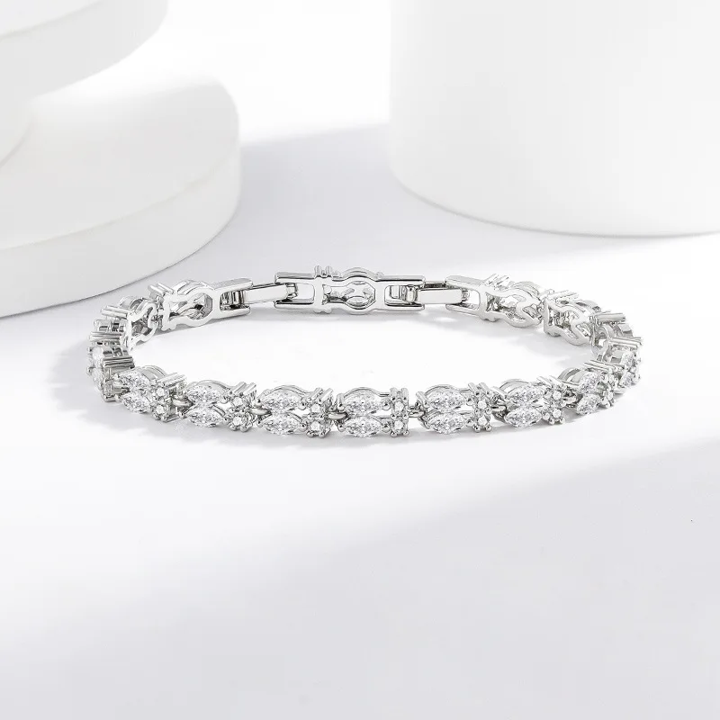 925 Sterling Silver Leaf-shaped Water Drop-shaped Bright Crystal Zircon Bracelet Women's Elegant Light Luxury Jewelry