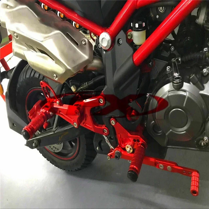 CNC Racing Adjustable Foot Peg Rearset Footpeg Pedal for Benelli TNT125 TNT135 BJ125-3E